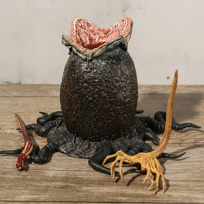 Alien Egg & Facehugger Collectible Figure