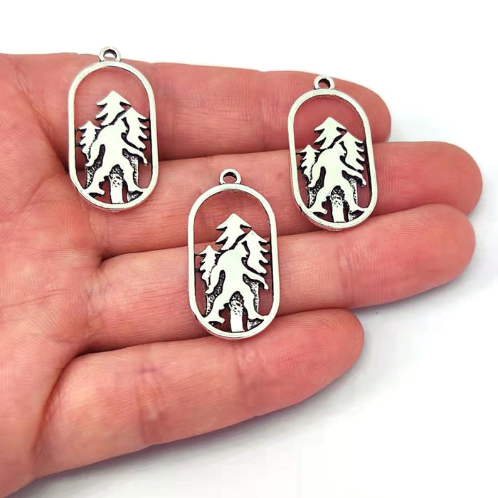 50pcs Sasquatch Bigfoot charm pendants