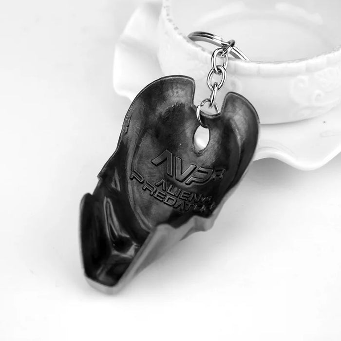 Disney Movie Alien: Romulus Predator Covenant Keychain Necklace AVP Mask Queen Prometheus KeyRings Bags Car Key Jewelry Chaveiro