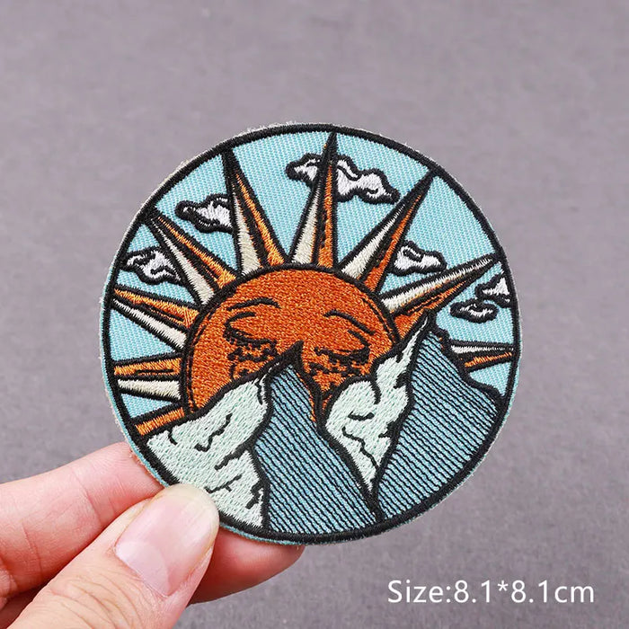 Hippie Cat Embroidered Patches For Clothing Thermoadhesive Patches Outdoor Wave Wolf Patch Iron on Patch on Clothes Applique DIY