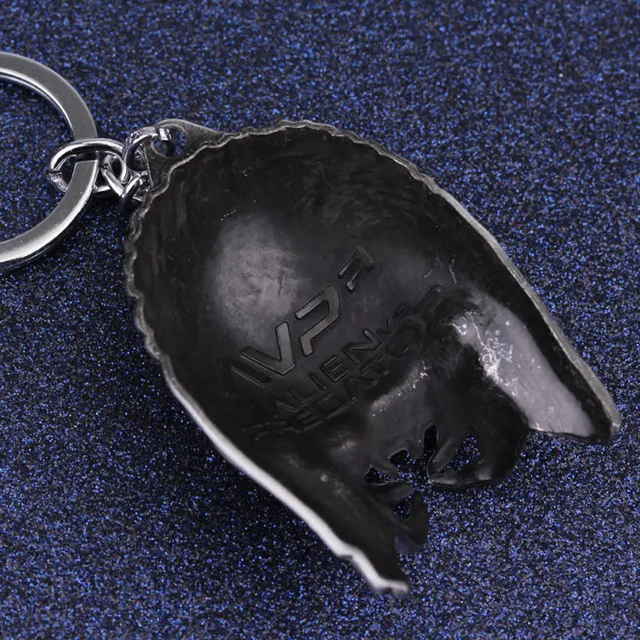 Disney Movie Alien: Romulus Predator Covenant Keychain Necklace AVP Mask Queen Prometheus KeyRings Bags Car Key Jewelry Chaveiro