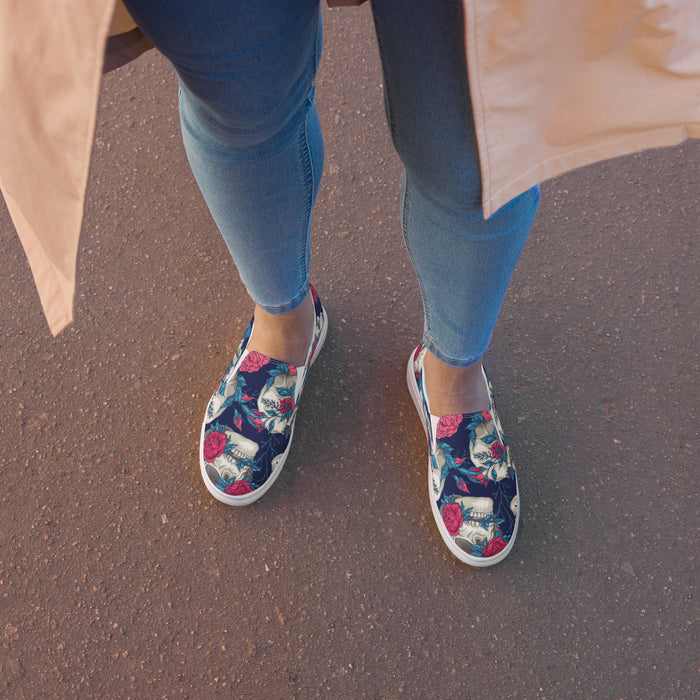 Floral Skulls Pattern | Women’s slip-on canvas shoes